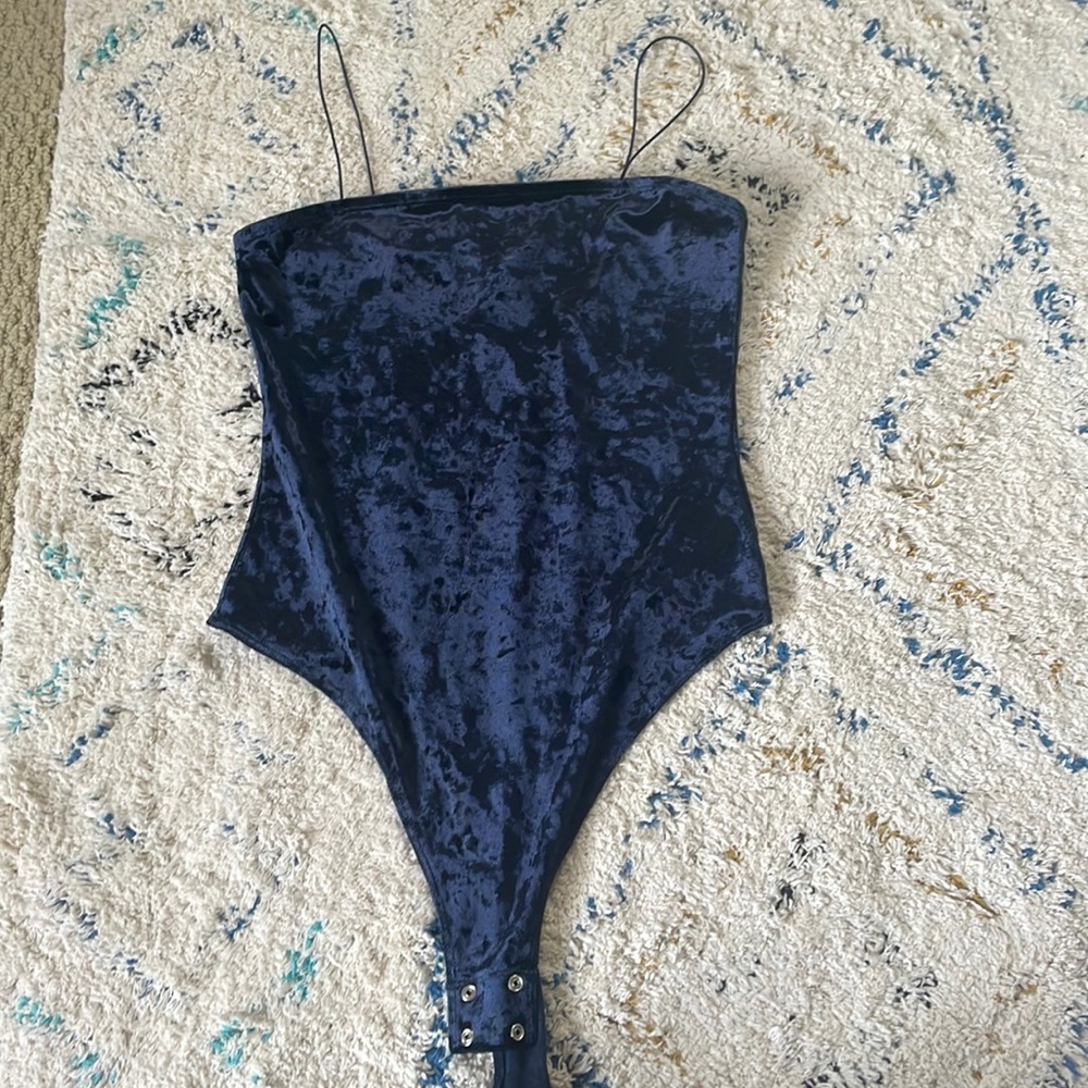 BRAND NEW garage strap body suit